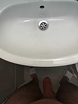 Ynsemr Pertunjukan Webcam