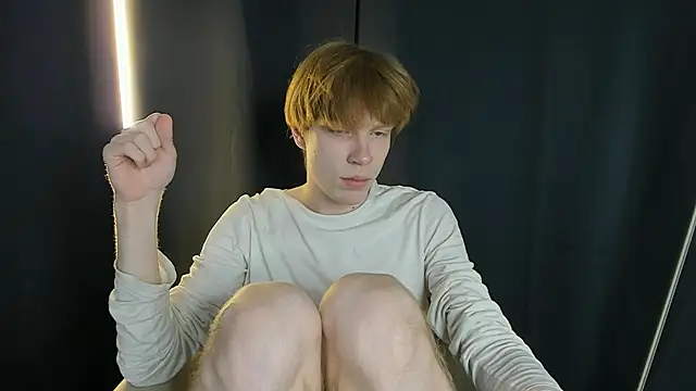 CalmFever: διαδικτυακό σόου στην κάμερα