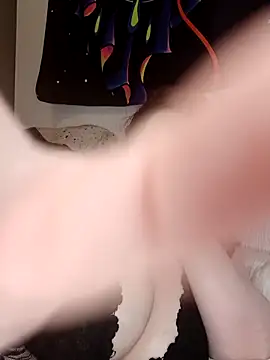 แชท XXX สดของ Sexycurvyemilyy