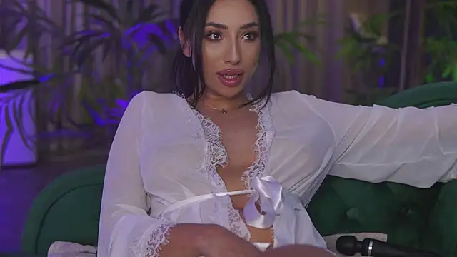 Show modela GinaValentinna na web-kameri