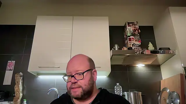 Pokazy przed kamerką – theitalianbear