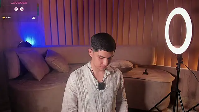 Brat_: онлайн-секс-чат