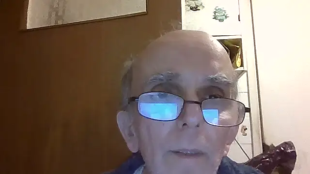 mariusica1@xh Live XXX-chat