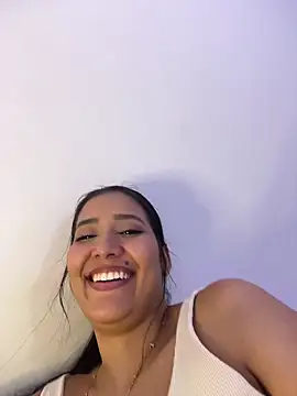 Онлайн чат XXX IsabellaJoness_