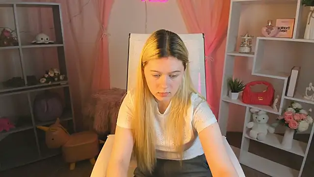 Онлайн чат XXX CelestineMauriac