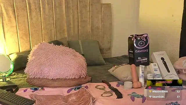 دردشة Petite_pepper الجنسية المباشرة