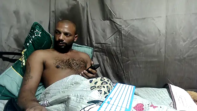 Camodick Adlı Modelin Canlı XXX Sohbeti