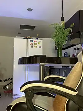 Chat +18 de Adam_Byker ao vivo