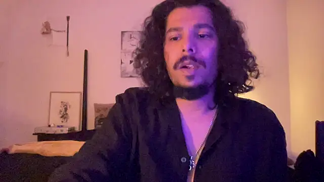 daddyvibes: διαδικτυακό σόου στην κάμερα