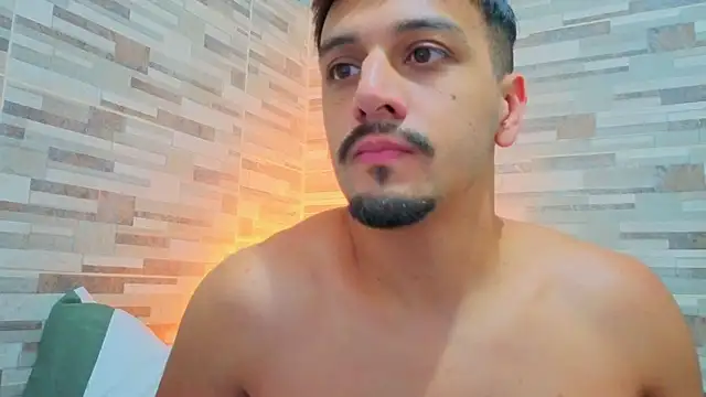 Chat +18 de joelcallvil1 ao vivo