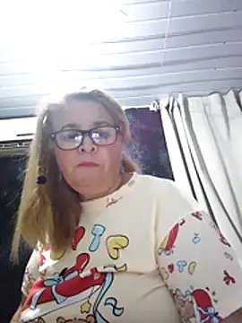 momismilf544 Live XXX-Chat