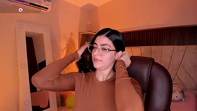 XXX chat uživo modela _Niah_