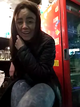 karlagiraldo198's Live XXX Chat