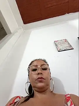 Naomy_Mature's Live XXX Chat