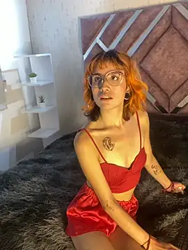 XXX chat uživo modela Alice_Hecatee