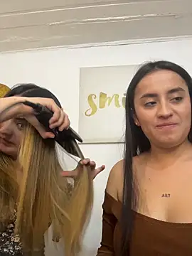 Antonella_Julieta Webcam Show