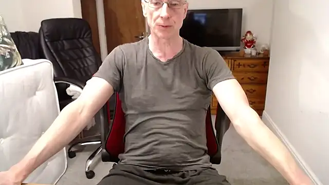 Онлайн чат XXX Hung2Mike