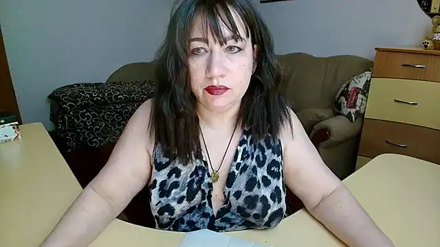 Lucretia_Goldi_ 라이브 XXX 채팅