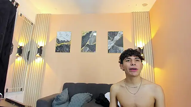 DesiresOfOlympus_ – Live XXX-chat