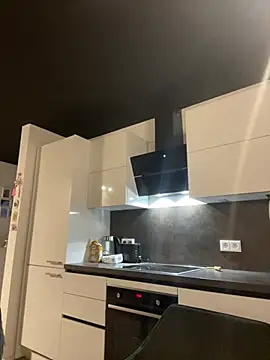 Just-LillyのライブXXXチャット