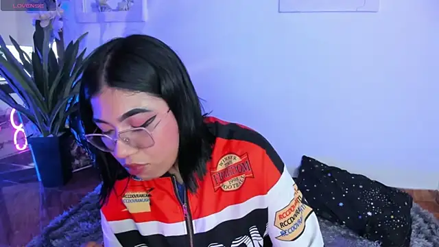 دردشة Dimitra_hells الجنسية المباشرة