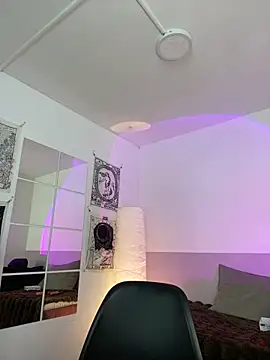 دردشة Dreanaa الجنسية المباشرة