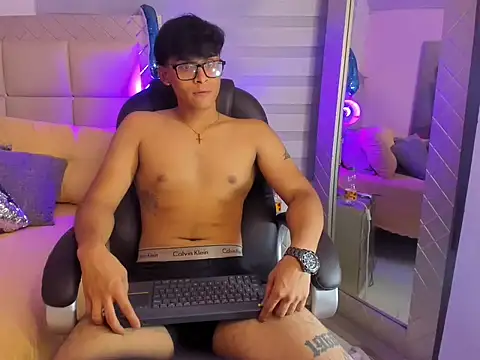 Chat +18 de mathias_oberlin ao vivo