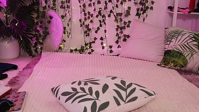 MonicaAsis' Live XXX Chat