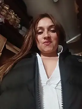 Chat +18 de Alejandra_N ao vivo