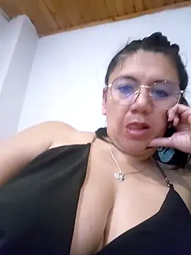 دردشة Mielx الجنسية المباشرة