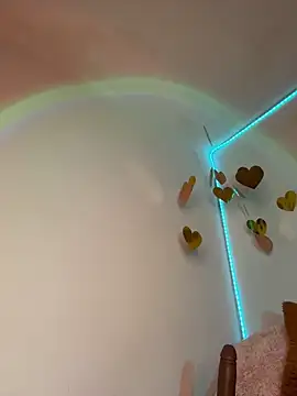 Chat +18 de GiannaMagari_ ao vivo