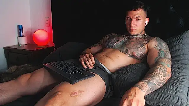 Shane_Clay Chat XXX in diretta