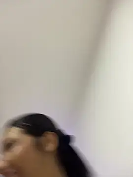 IsabellaJoness_'s Live XXX Chat