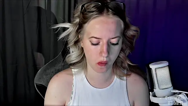 Chat +18 de HeyAlise ao vivo