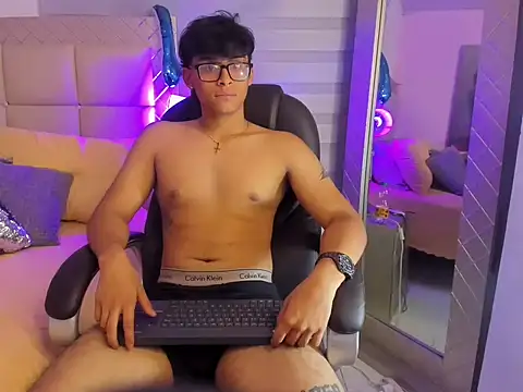 mathias_oberlin Live XXX-chat