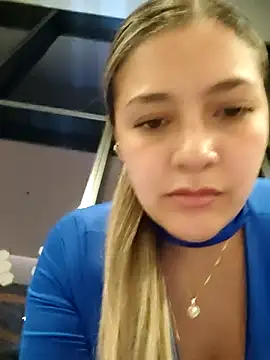 alana_69's Webcam Show