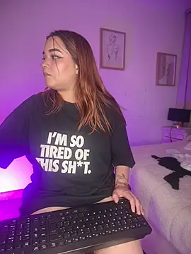 Webkamerová show ziara_white