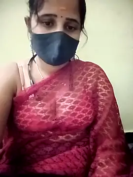 Chatroom XXX en direct de Tamil_Rani-