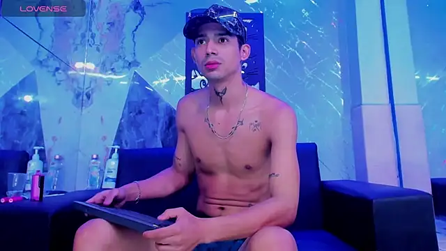 Axxel_26 Webcam Show