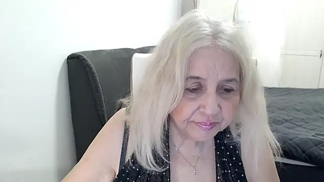 دردشة SusiLifeXXX الجنسية المباشرة