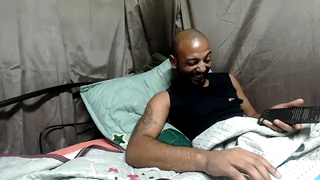 Camodick 在線直播表演