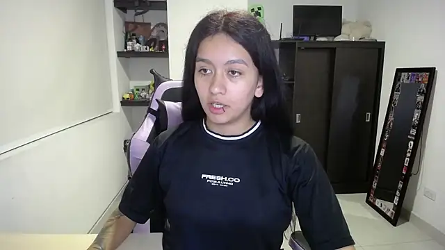 دردشة elaine_sun1 الجنسية المباشرة