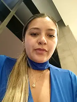 Chatroom XXX en direct de alana_69