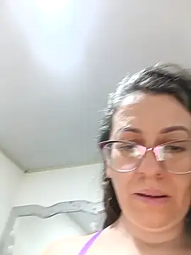 miss_hanna07 Adlı Modelin Canlı XXX Sohbeti