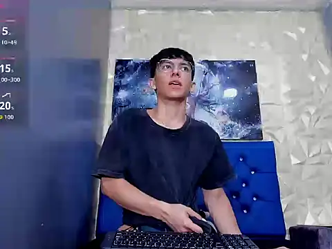 ElanGiraldo Show Webcam