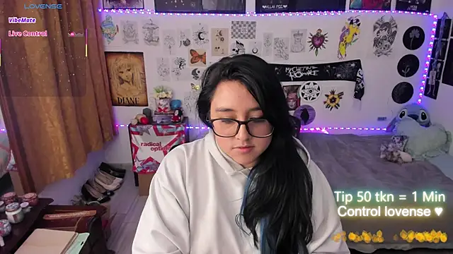 Chat +18 de Cherry_blush_ ao vivo