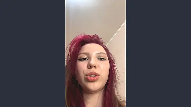 دردشة KeliVerde الجنسية المباشرة