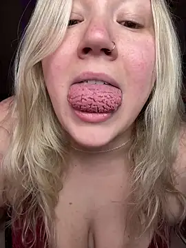 PiggyRose Chat XXX in diretta