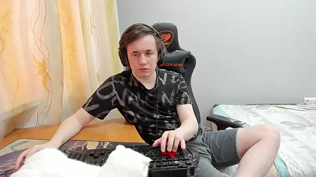 Вебкам-шоу iliaskrislove