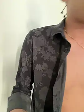 boyhigh1997 Show in webcam